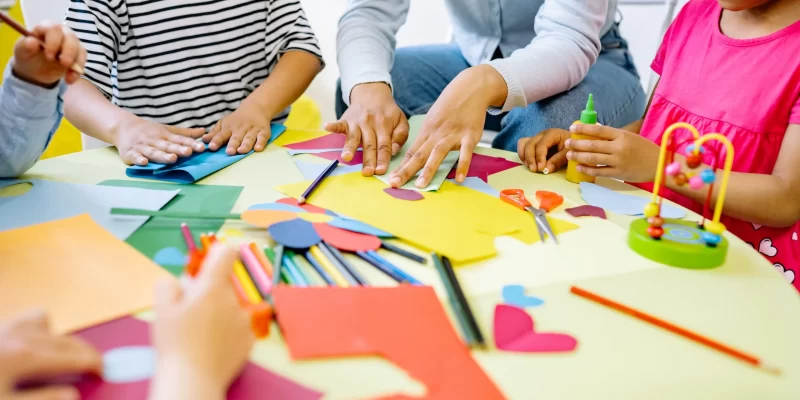 10 Awesome Gifts for Art Teachers